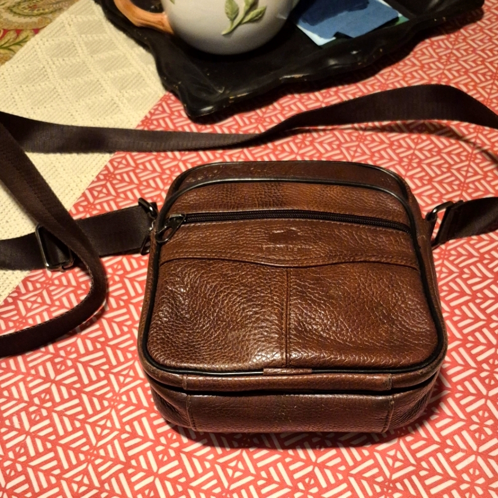 Bison Denim Co. Brown Leather Crossbody Bag. High Quality.